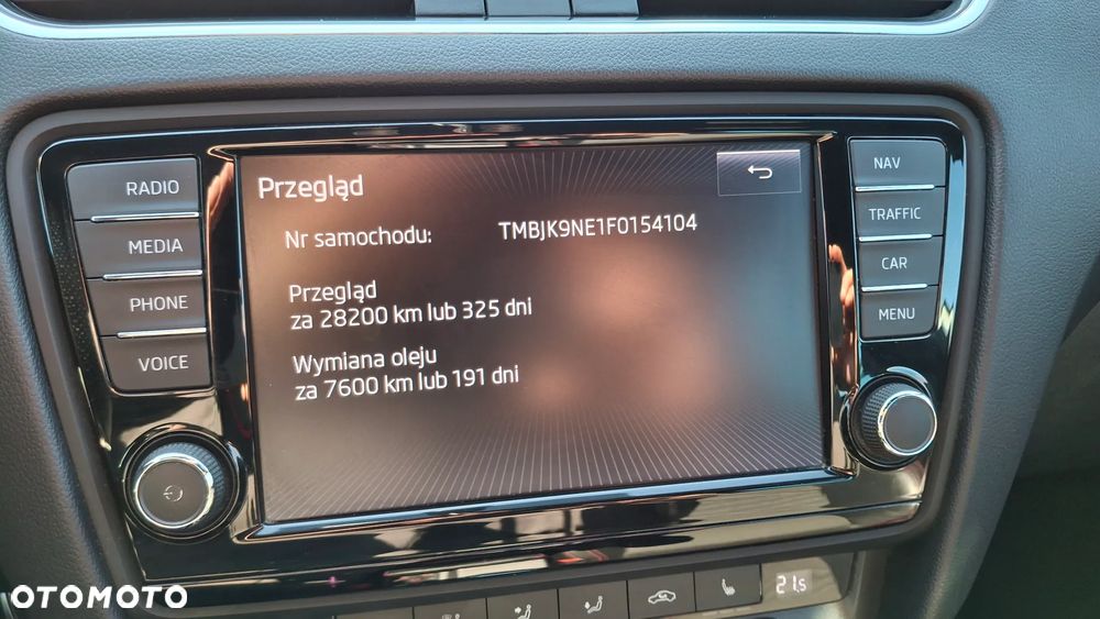 Skoda Octavia 2.0 TDI DSG RS - 25