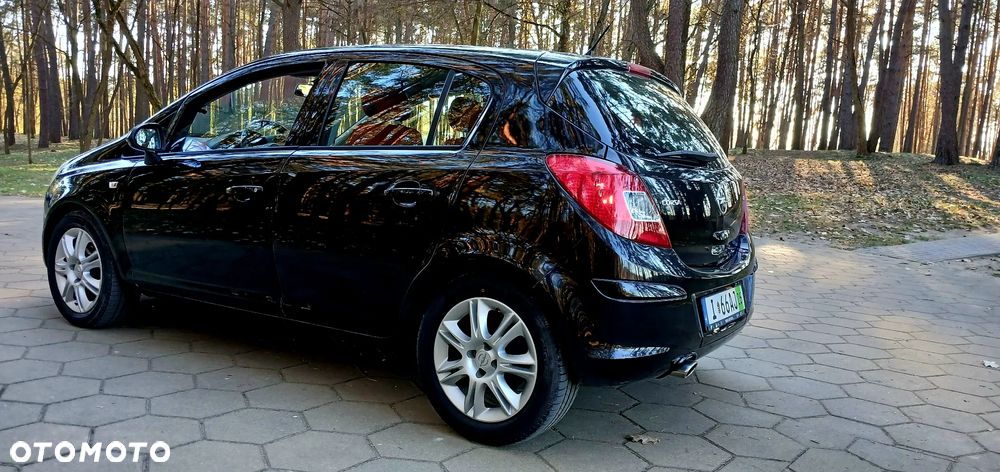 Opel Corsa 1.2 16V - 6