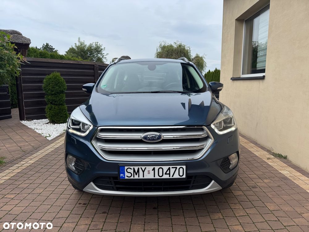 Ford Kuga 1.5 EcoBoost 2x4 Titanium - 2