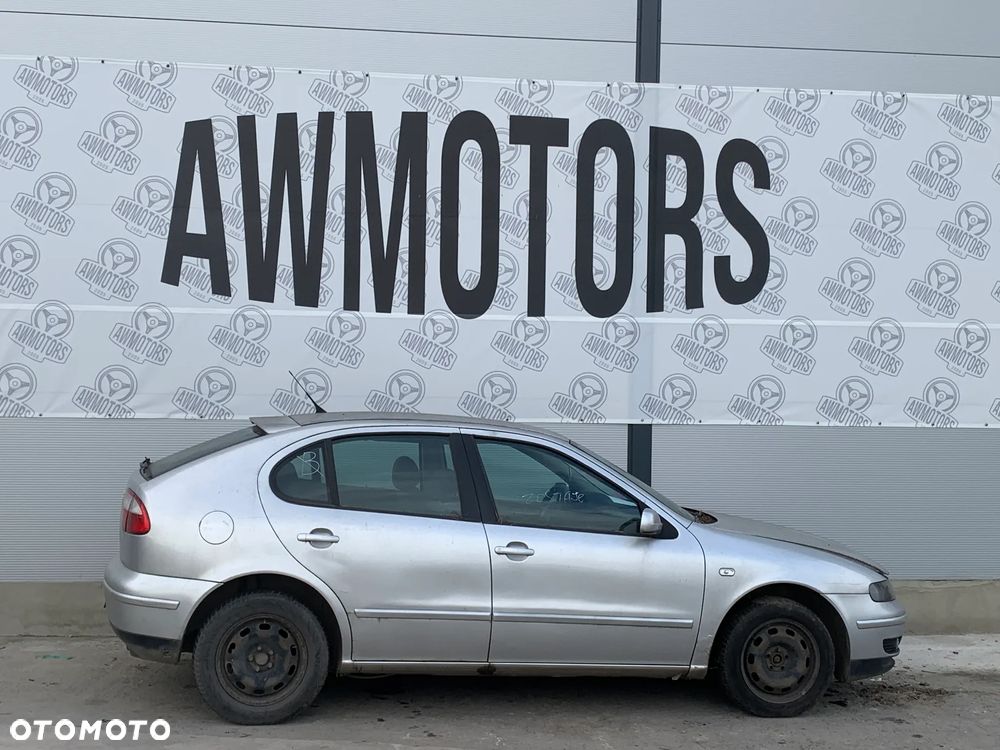 SEAT LEON 2000 *SAMOCHÓD NA CZĘŚCI* 2860 MASKA, LAMPA, DRZWI, LUSTERKO, ZDERZAK, GRILL, BŁOTNIK, KLAPA, BELKA, DESKA, FOTELE, KANAPA, ĆWIARTKA, KIEROWNICA, TARCZE, ZACISKI, ZAWIESZENIE, KOMPLETNY PRZÓD, KOMPLETNY TYŁ, LICZNIK, ZEGARY, PRAWE LEWE PRZÓD TYŁ - 1