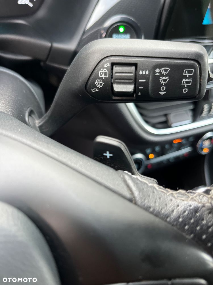 Ford Fiesta 1.0 EcoBoost S&S ST-LINE - 12