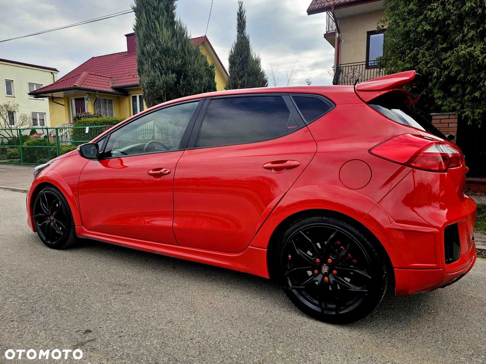 Kia Ceed 1.6 T-GDI GT-Challenge - 15