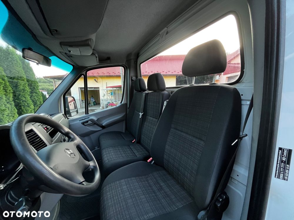 Mercedes-Benz Sprinter - 18