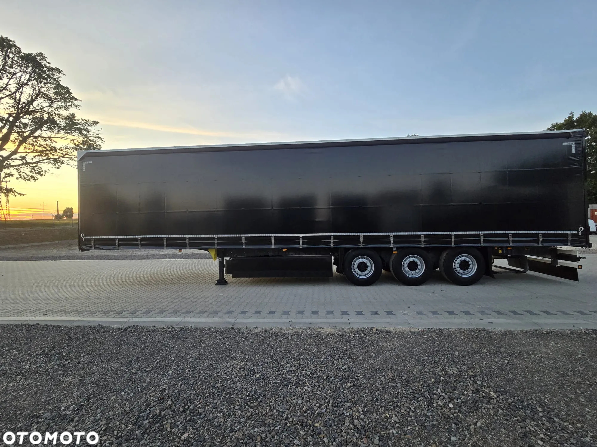 Schmitz Cargobull FIRANKA / MULTI LOCK / XL / OS PODNOSZONA / PALECIARA - 23