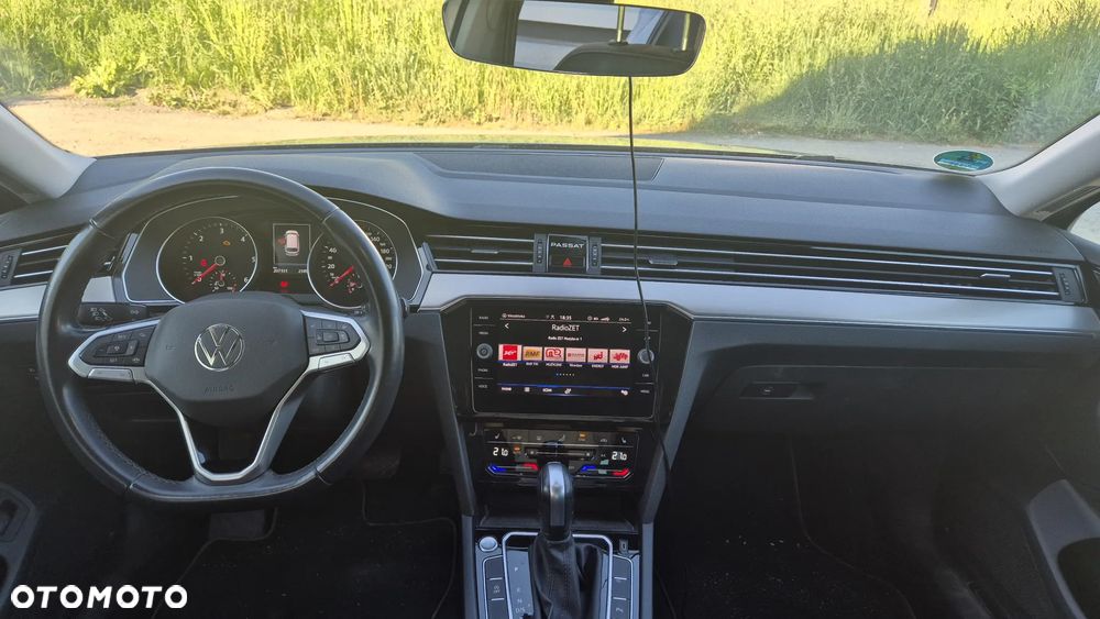 Volkswagen Passat 2.0 TDI EVO Business DSG - 6