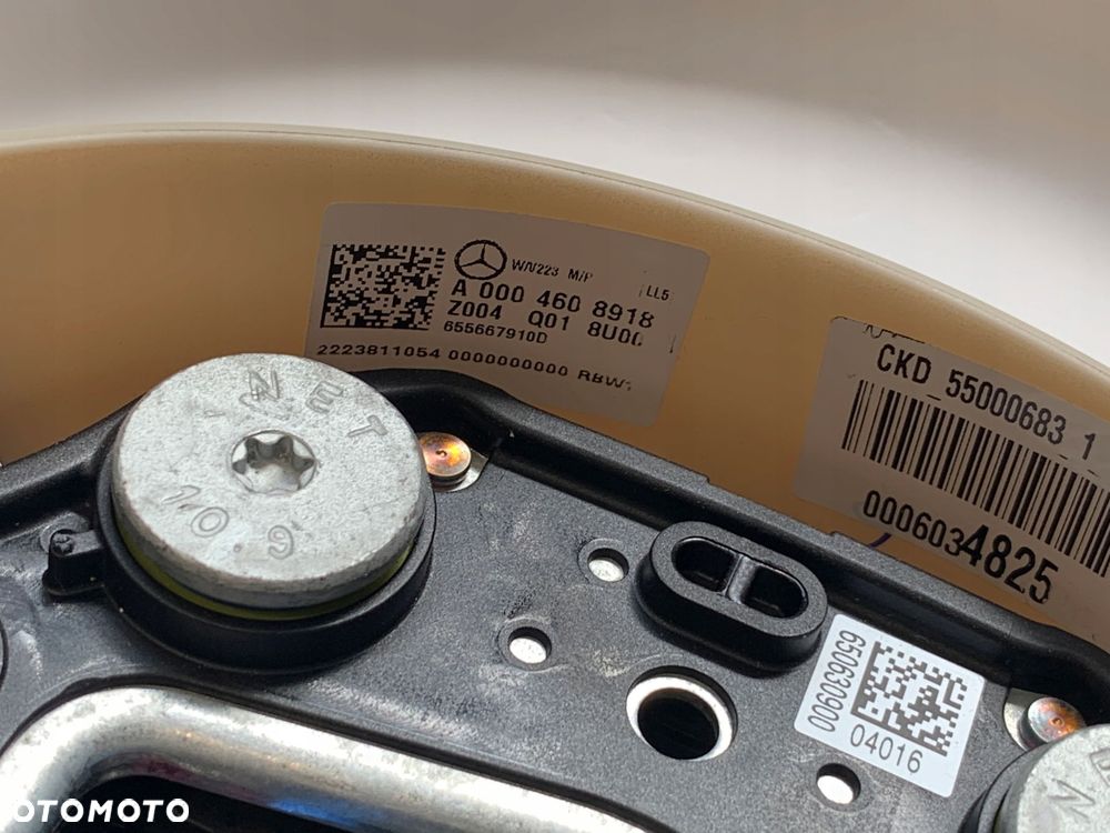 MERCEDES W213 W223 KIEROWNICA SKÓRA GRZANA ŁOPATKI - 16