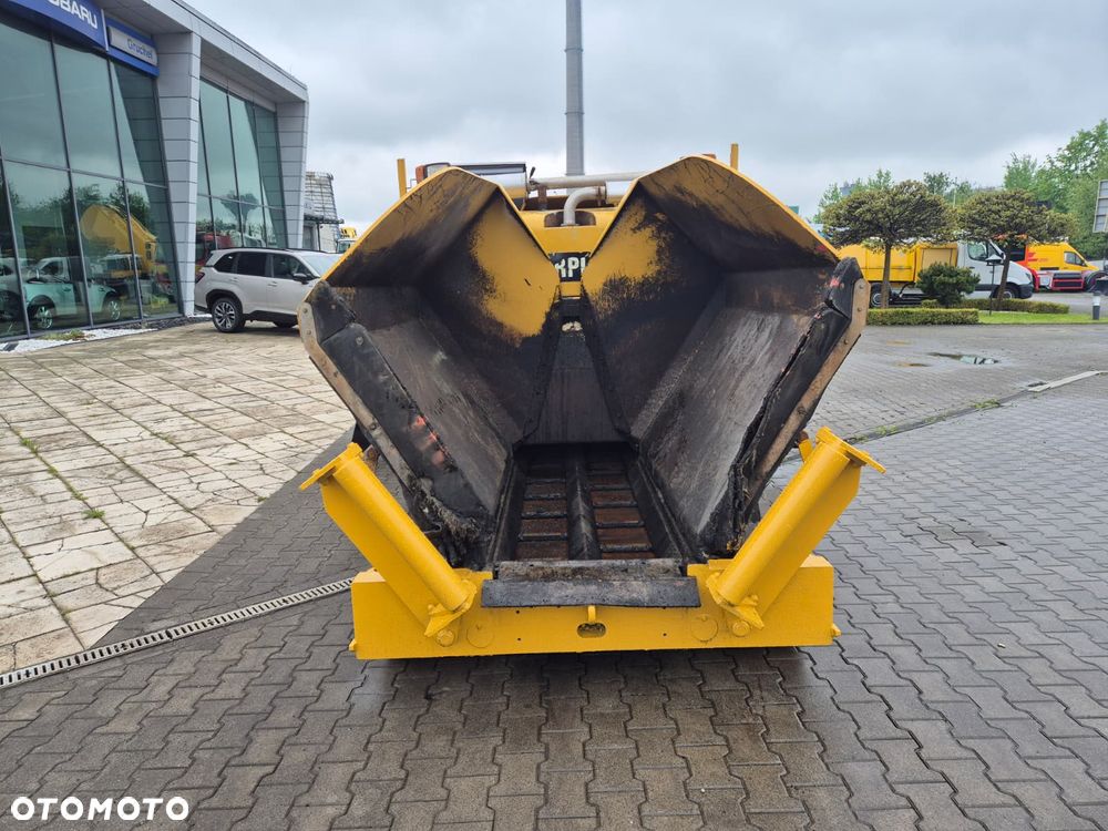 Caterpillar AP 300 / ROZŚCIEŁACZ DO ASFALTU / SERWISOWANY / 1WŁ / WIBRACJE + PODGRZEWANY STÓŁ / MOŻLIWOŚĆ TRANSPORTU - 4