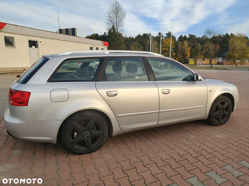 Audi A4 Avant - 11