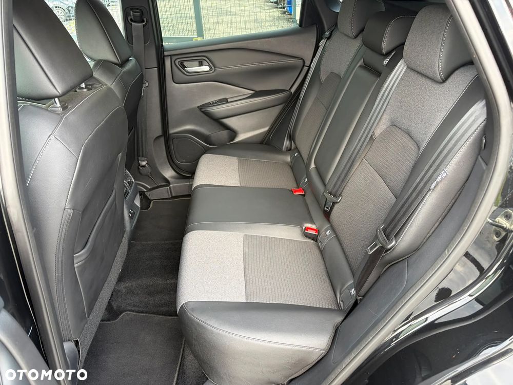 Nissan Qashqai 1.3 DIG-T MHEV N-Connecta Xtronic - 11