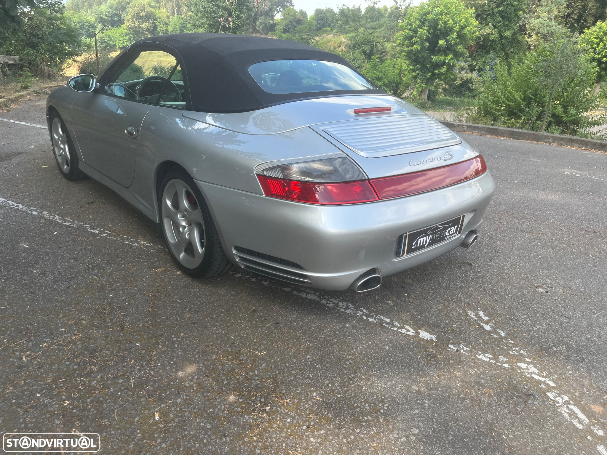 Porsche 911 Série F - 11