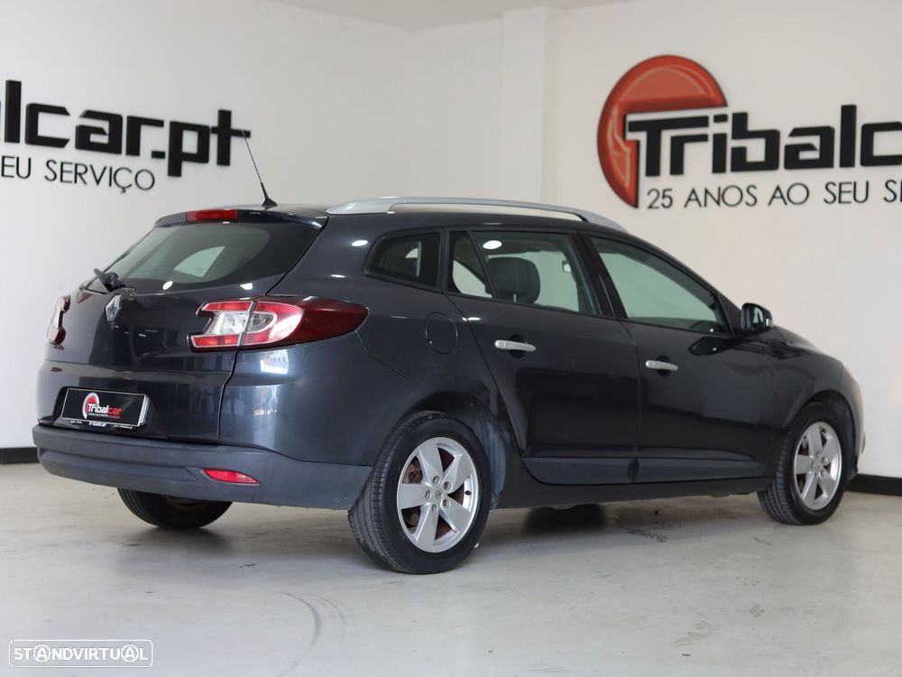 Renault Mégane 1.5 dCi Dynamique - 5