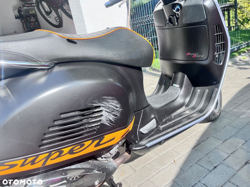 Vespa GTS - 5