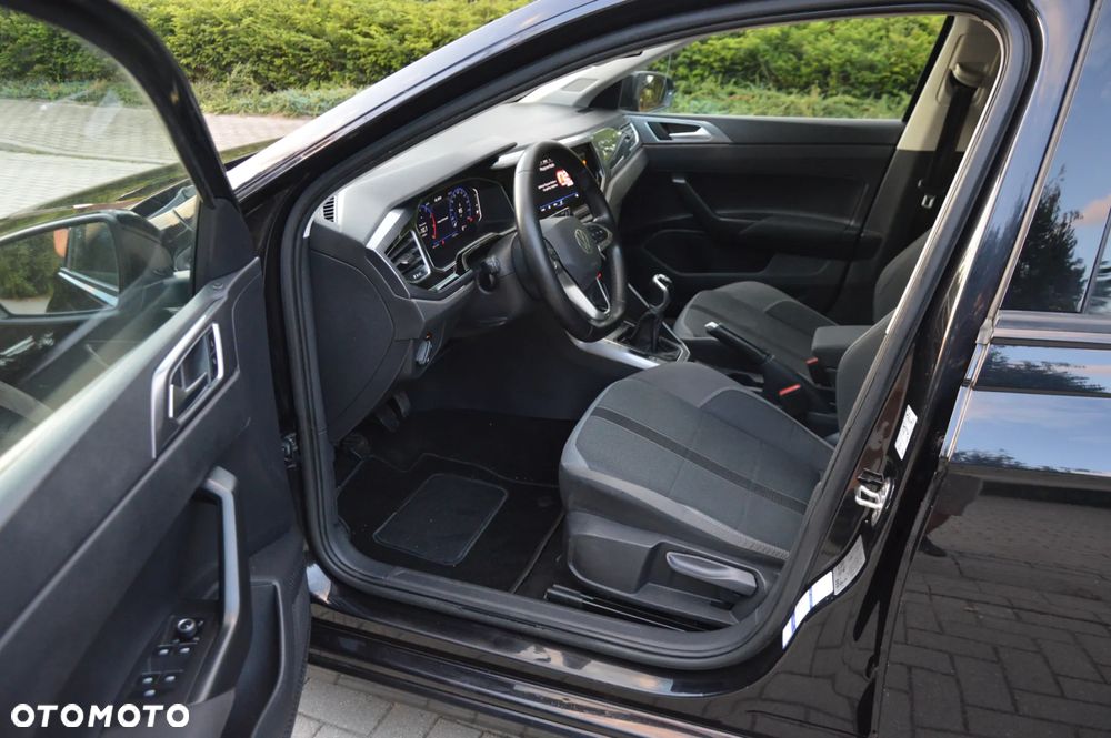 Volkswagen Polo 1.0 TSI Special Edition - 10
