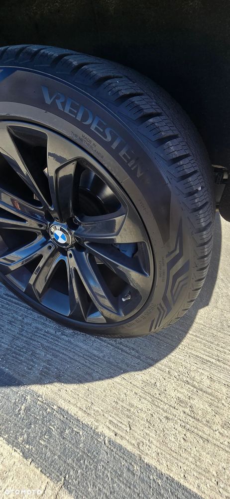 BMW X5 xDrive50i - 10