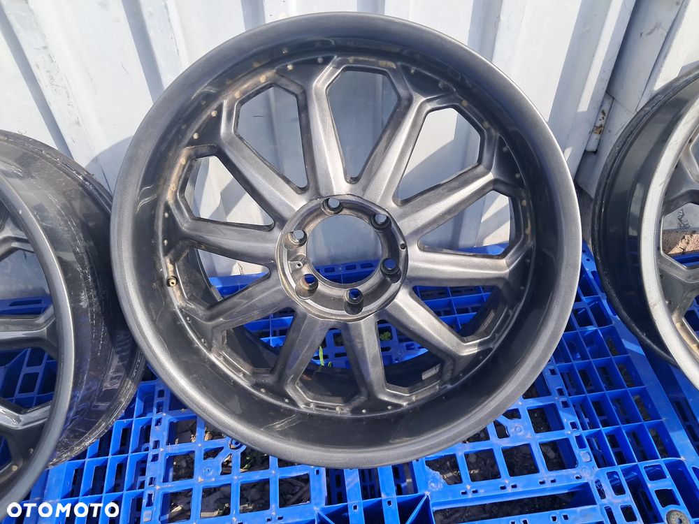 Felgi Aluminiowe R22 6×139,7  M12x1,5  67,1 - 6