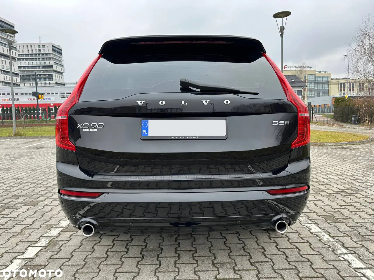Volvo XC 90 - 4