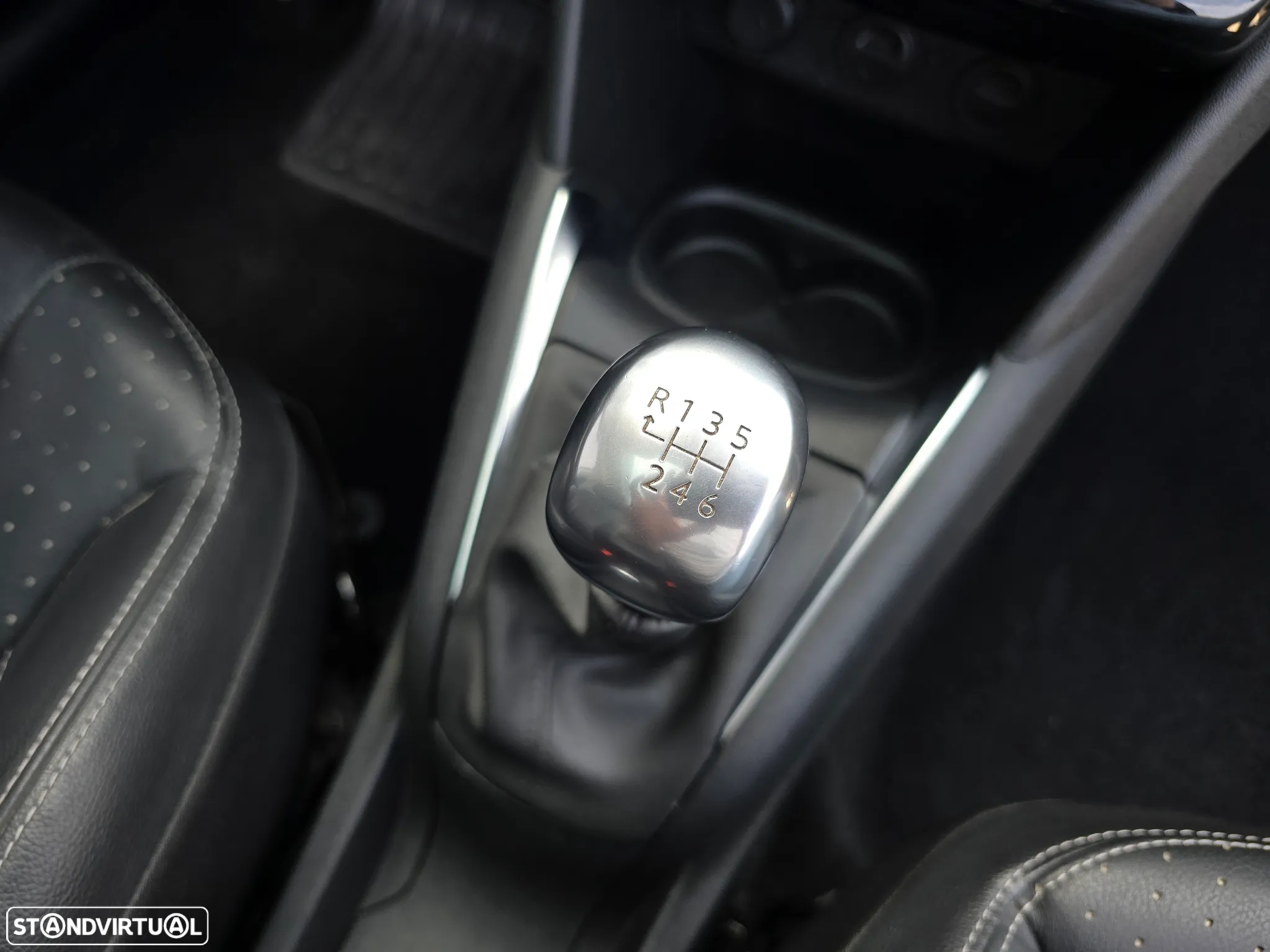 Peugeot 208 1.6 e-HDi Allure - 17