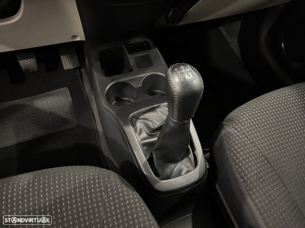 Mitsubishi Space Star 1.2 Intense - 34