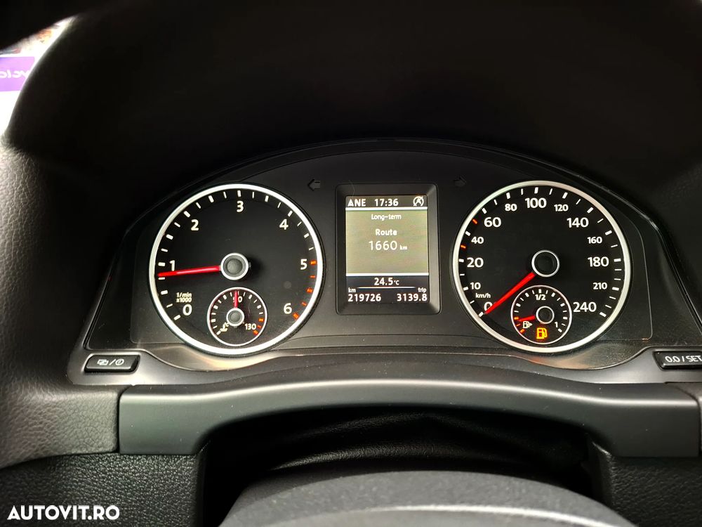 Volkswagen Tiguan 2.0 TDI DPF BlueMotion Technology Sport & Style - 16