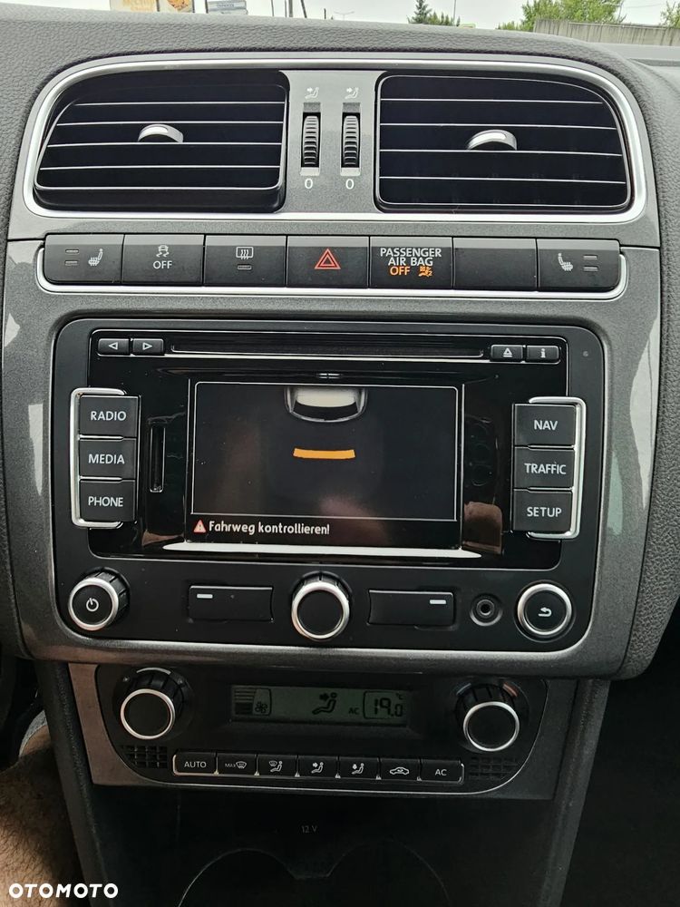 Volkswagen Polo 1.6 TDI Highline - 17