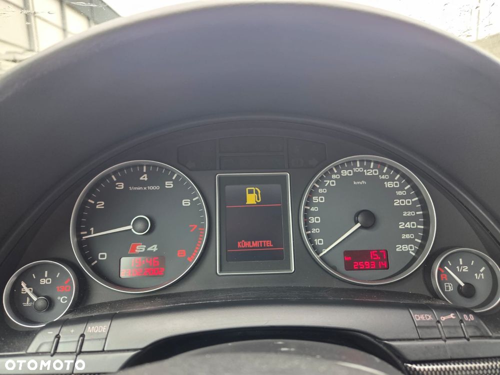 Audi S4 Avant Standard - 15