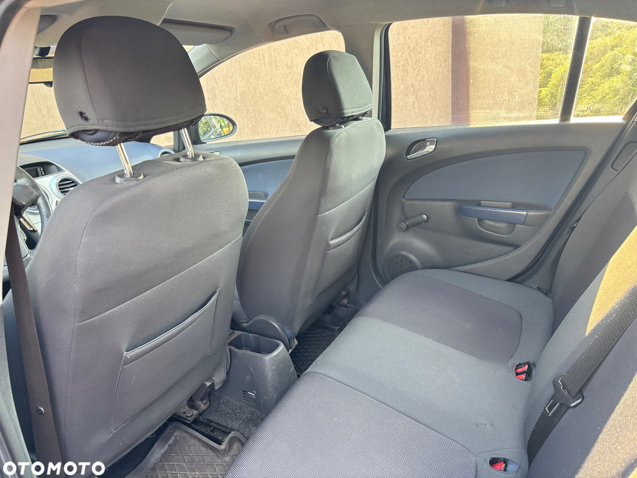 Opel Corsa - 11