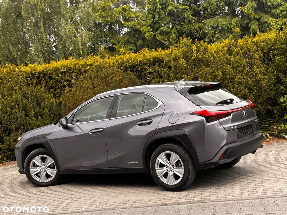 Lexus UX 250h (E-FOUR) Executive Line - 16