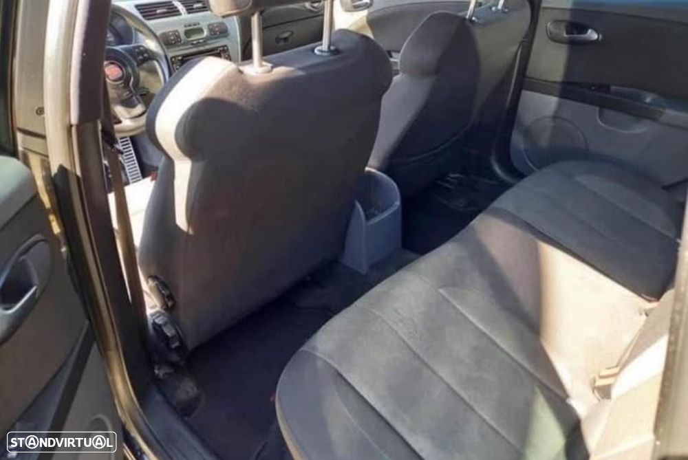 SEAT Leon 1.9 TDi Reference - 4