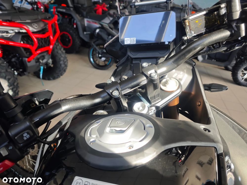 CFMoto 450MT - 14