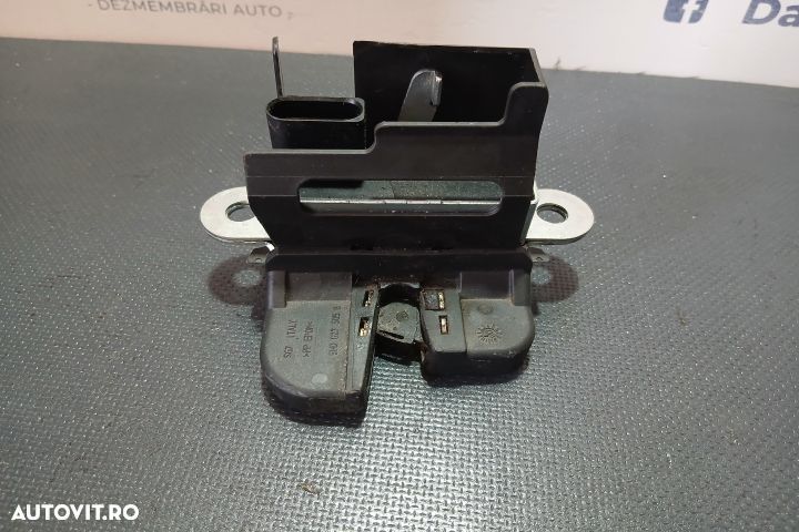 Broasca hayon 5M0827505B 5M0827505B Volkswagen VW Tiguan 1 5N [2007 - - 1