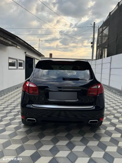 Porsche Cayenne 3.0TD TipTronic - 6