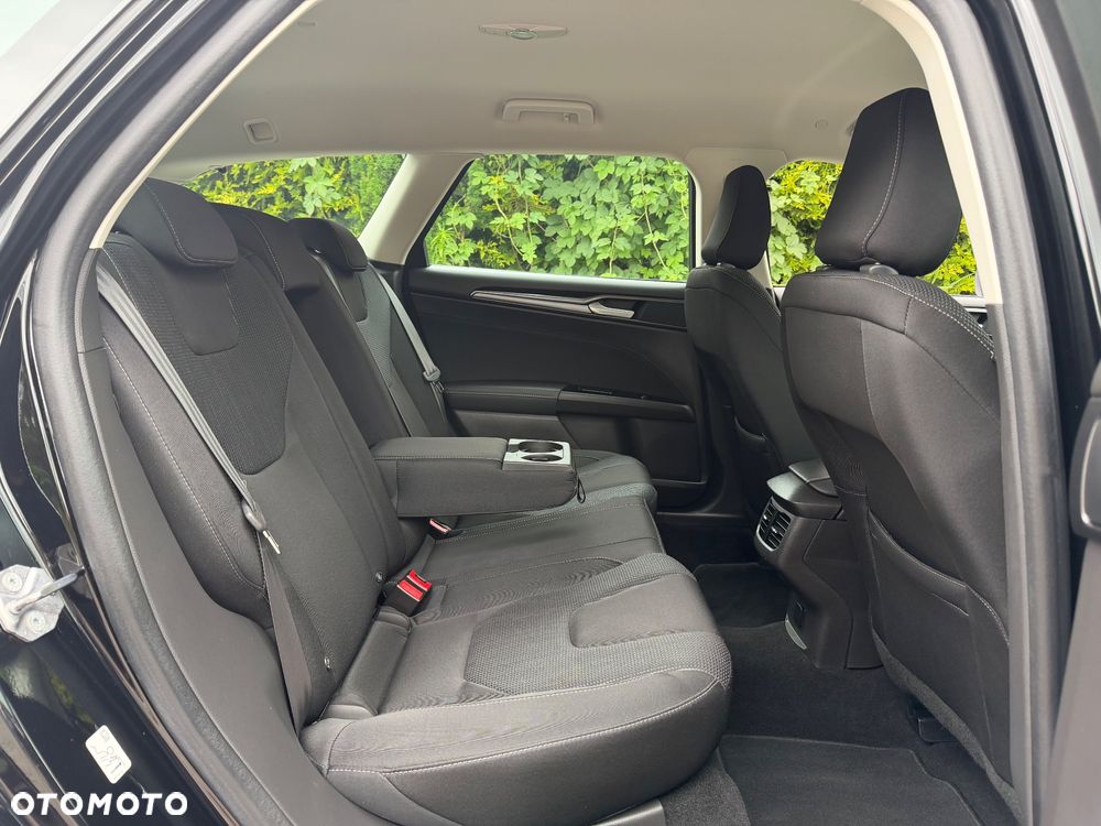 Ford Mondeo 2.0 EcoBlue Titanium - 34