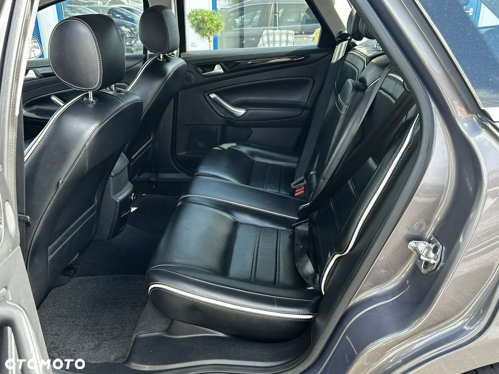 Ford Mondeo - 9