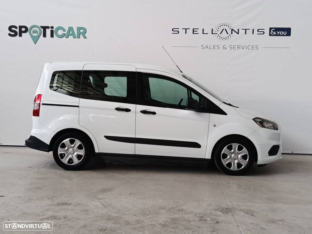 Ford Tourneo Courier 1.0 EcoBoost Ambiente - 4
