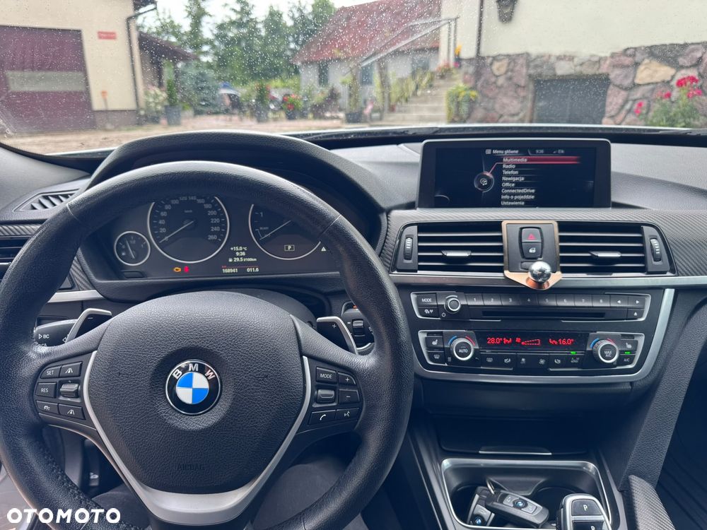 BMW 3GT 328i Luxury Line - 12
