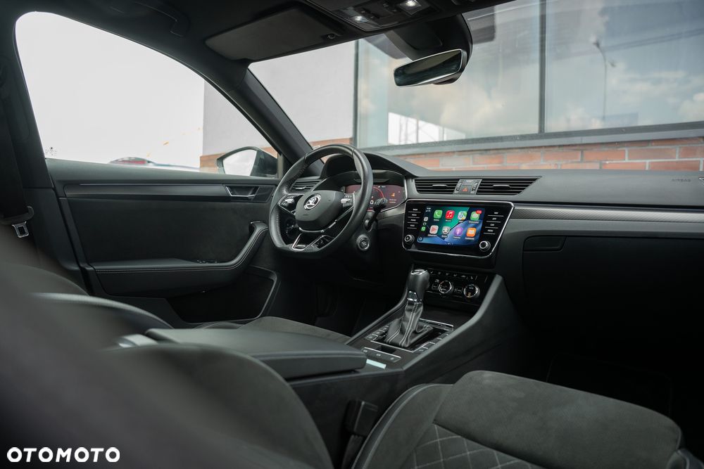 Skoda Superb 2.0 TDI 4x4 DSG Sportline - 29