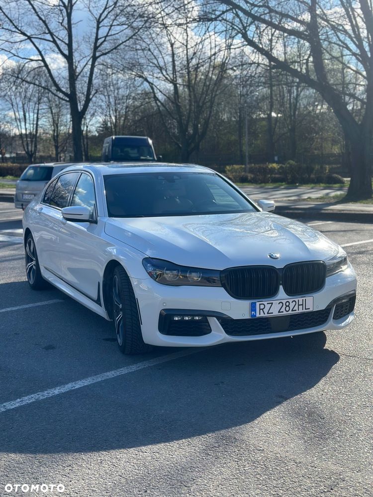 BMW Seria 7 740Li - 2