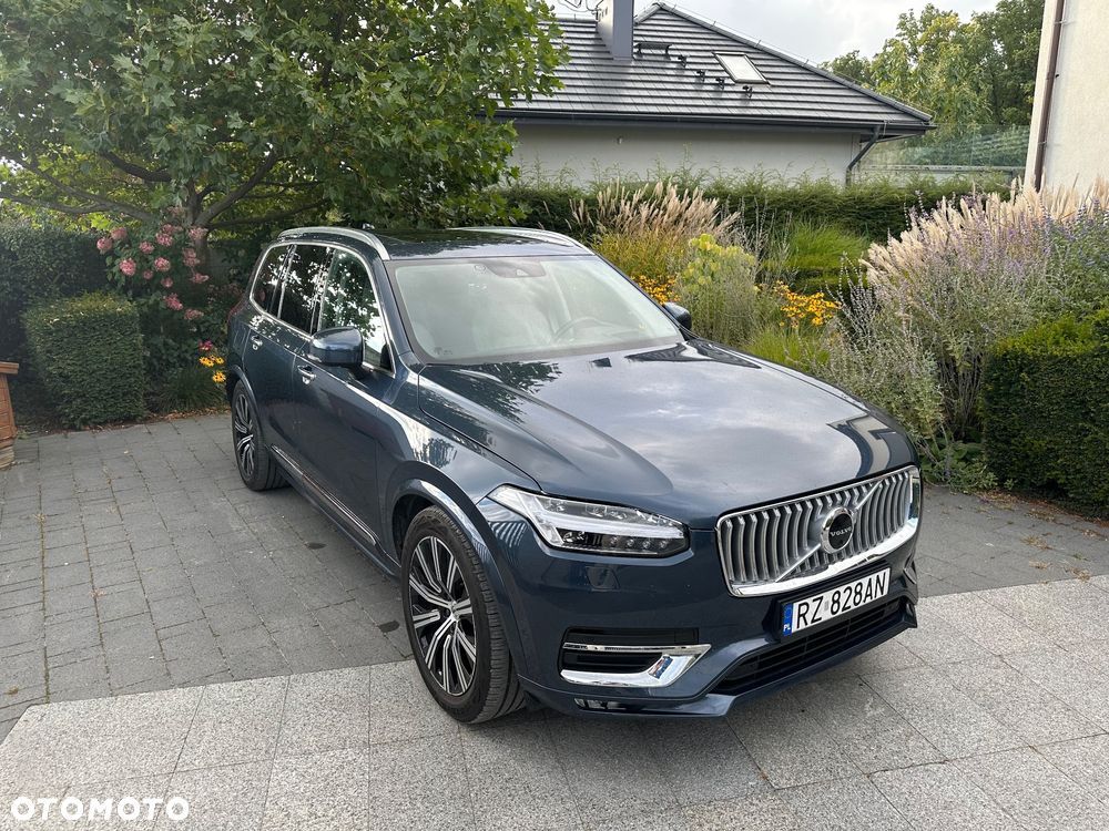 Volvo XC 90 - 1