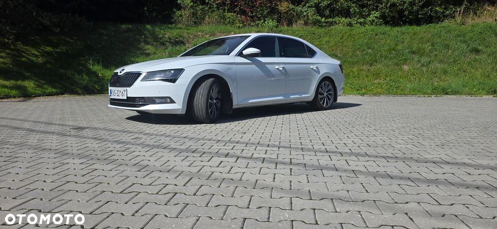 Skoda Superb 2.0 TDI 4x4 L&K DSG - 25