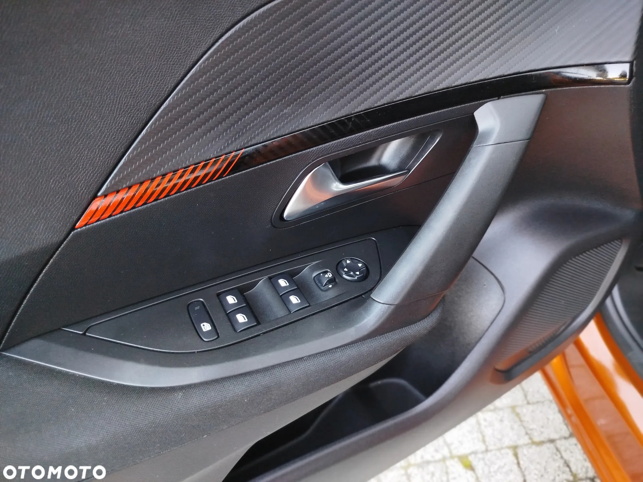 Peugeot 2008 PureTech 100 Stop&Start Allure Pack - 18