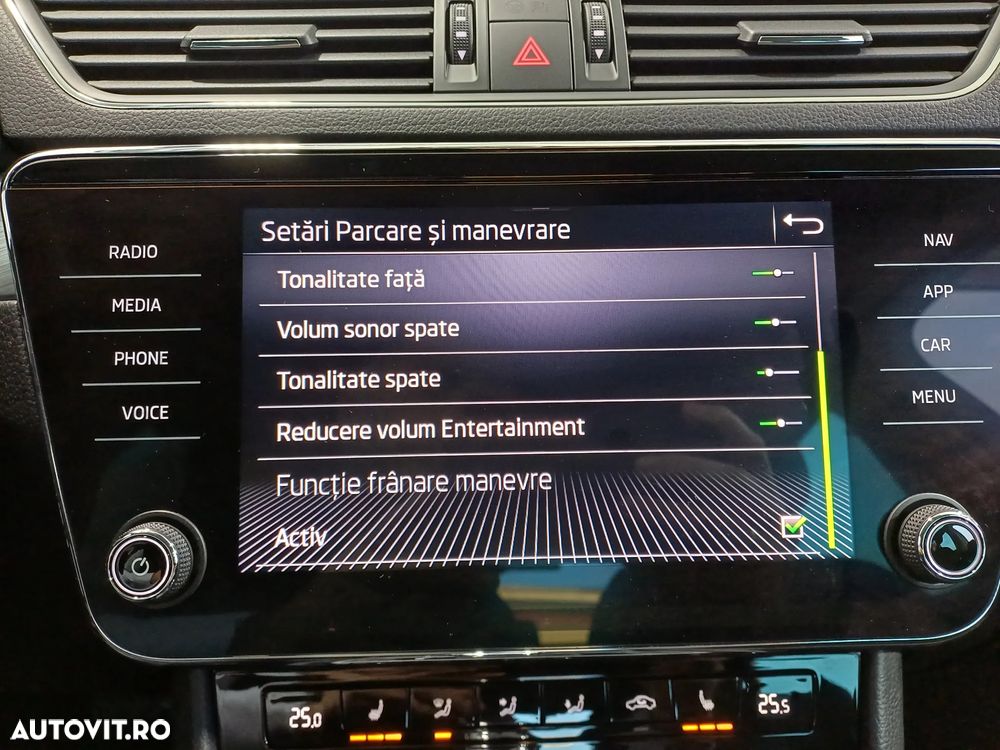 Skoda Superb 1.5 TSI DSG Ambition - 23