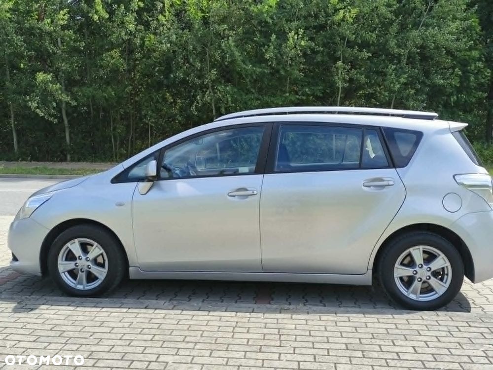 Toyota Verso 1.6 Sol - 6
