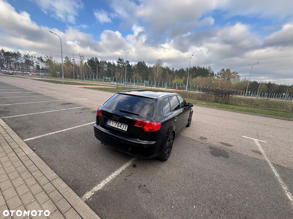 Audi A3 Sportback 2.0 TDI DPF Ambition - 4