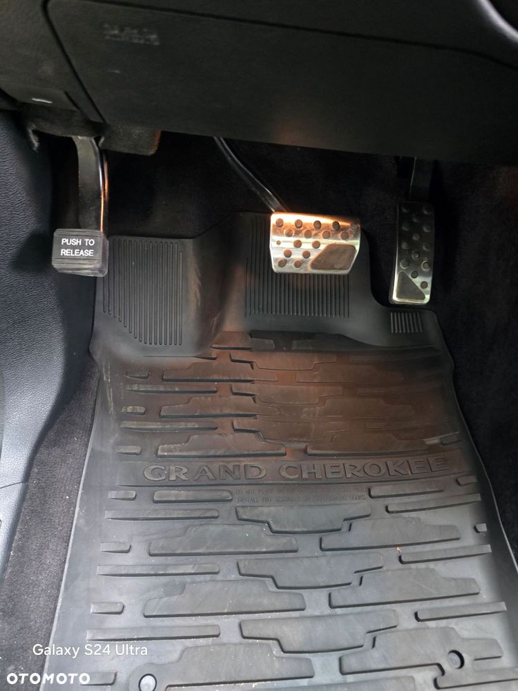Jeep Grand Cherokee 3.6 V6 Overland - 28