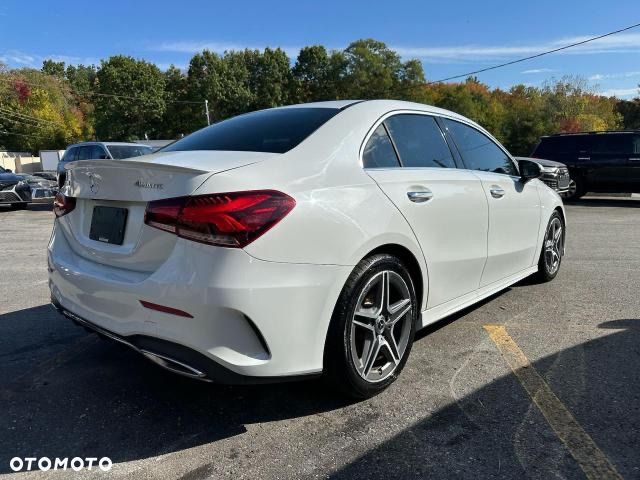 Mercedes-Benz Klasa A 250 4-Matic Edycja specjalna 7G-DCT - 3