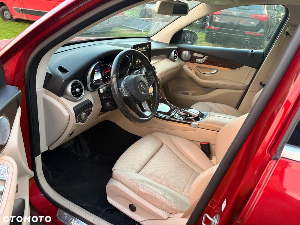 Mercedes-Benz GLC - 7