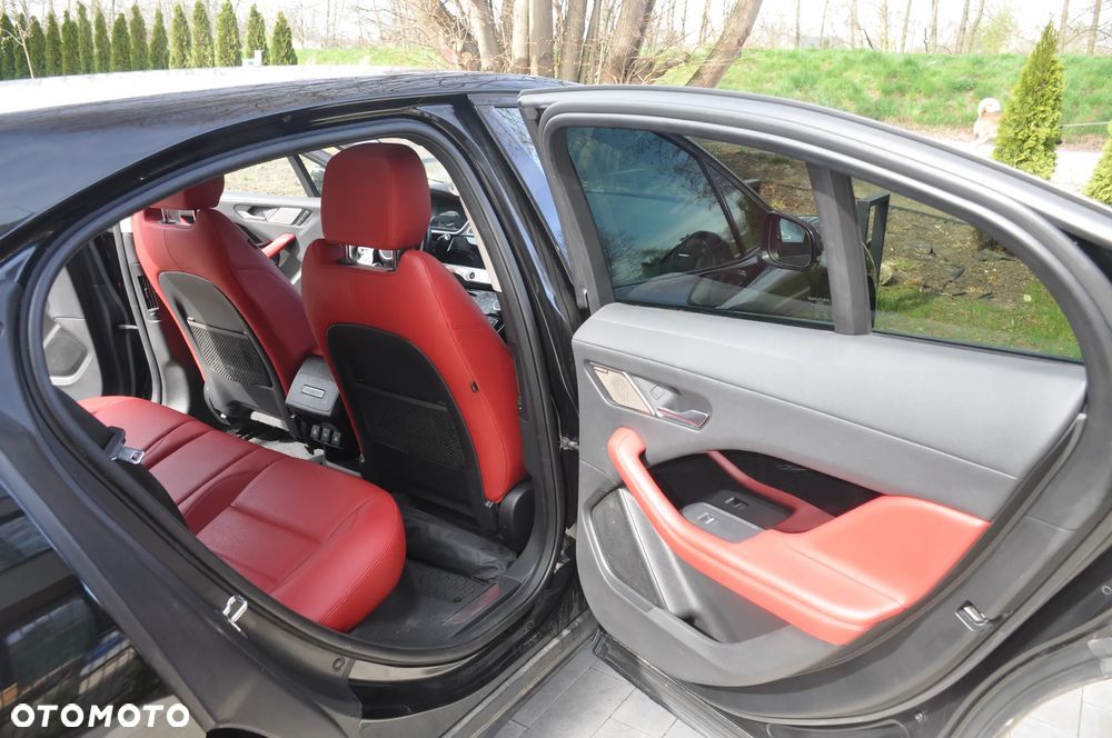 Jaguar I-Pace EV400 AWD SE - 12