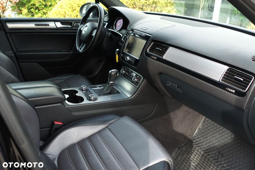 Volkswagen Touareg - 9