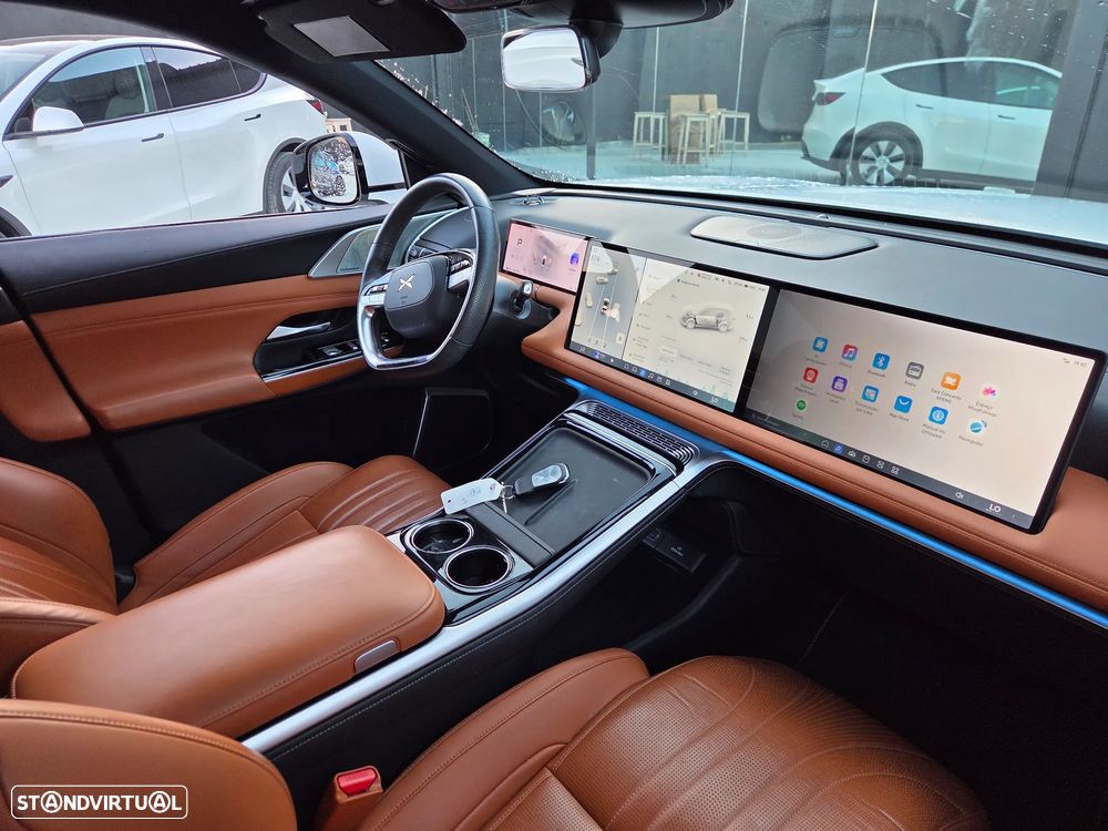 Xpeng G9 98 kWh AWD Performance + Pack Premium - 28