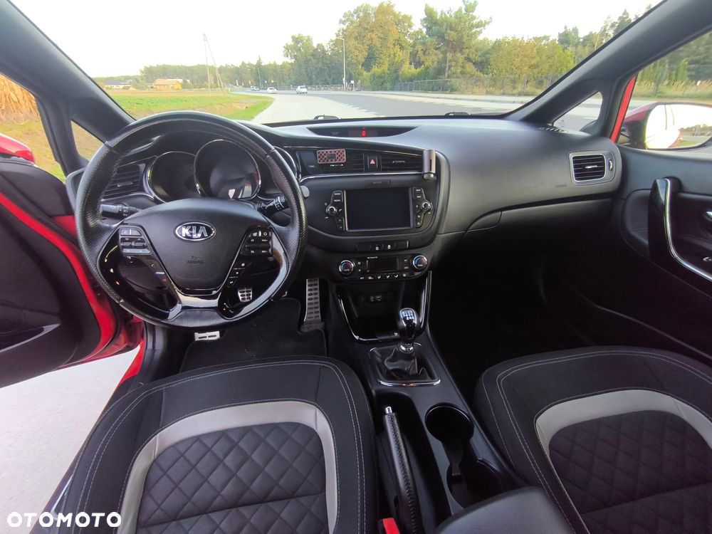 Kia Ceed Cee'd 1.6 CRDi GT Line - 16